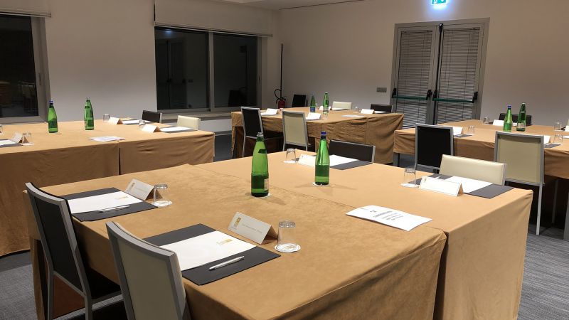 Sala-Meeting-Platinum-All-Time-Relais-Sport-Hotel-Roma-EUR-IMG-2265